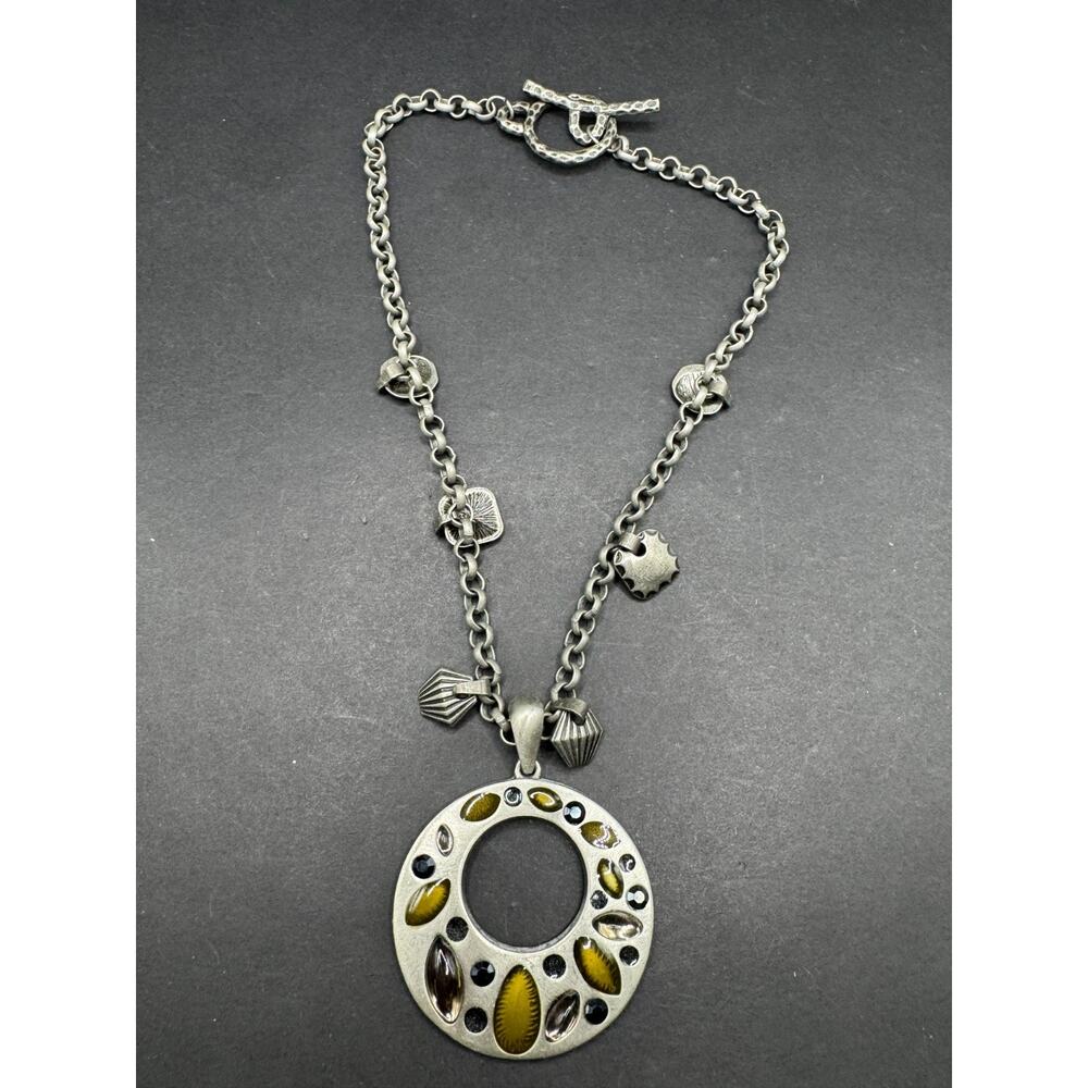 Vintage Circle Silver Tone Pendant Inlayed Stone Chunky Statement Necklace